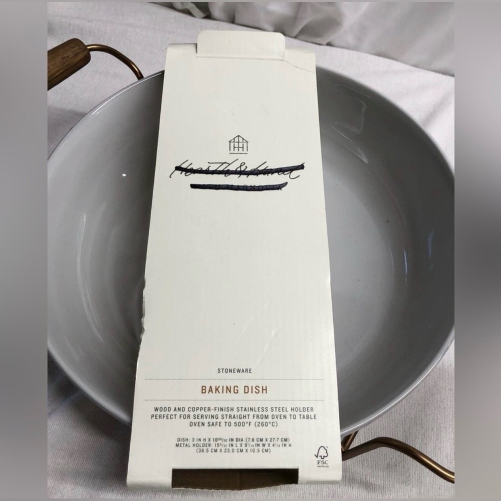 NEW 3 Qt Oven-to-Table Stoneware Baking Dish Set Cradle Carrier Holiday Cooking - Picture 7 of 8